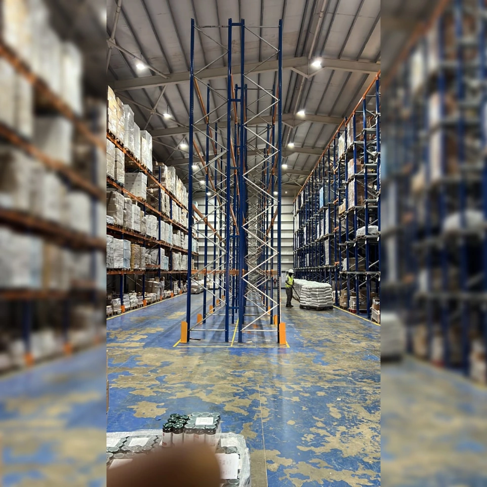 Metal truss &amp; racking system